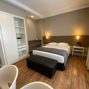 quarto-duplo-luxo-casal+(2)-1920w