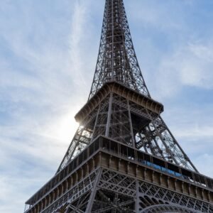 eiffel-tower-9235220_1920